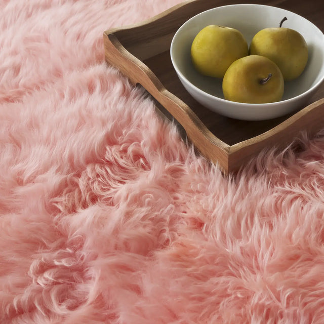Safavieh Sheep Skin 3'-7" x 6'-0" Rug in Solid Pink