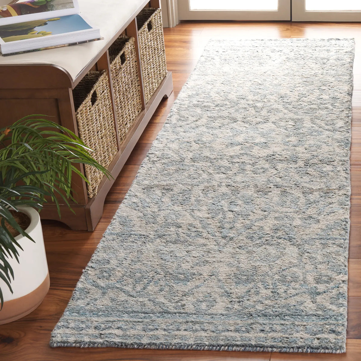 Safavieh Marquee 2'-3" x 8'-0" Rug in Blue / Grey