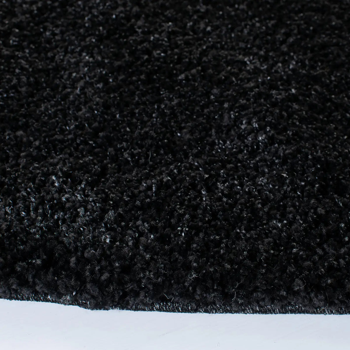 Safavieh Shag 3'-0" x 3'-0" Rug in Black / Ivory