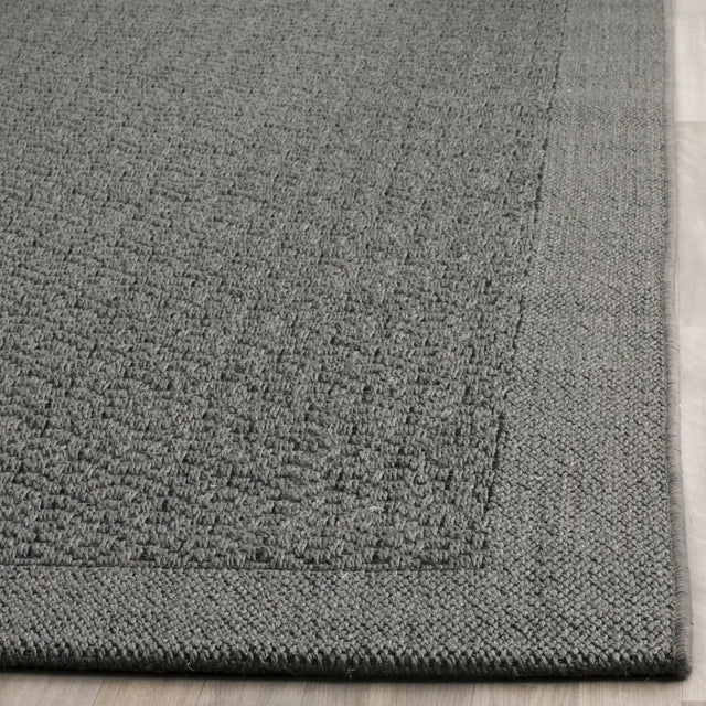 Safavieh Palm Beach 4'-0" x 6'-0" Rug in Ash