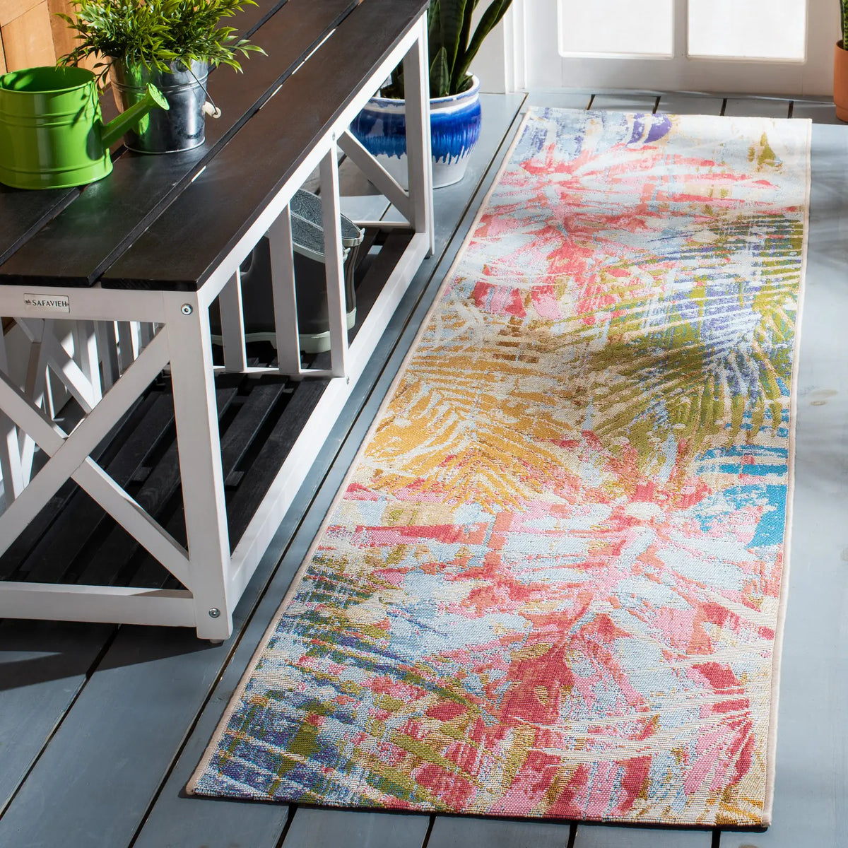 Safavieh Summer 2'-0" x 8'-0" Rug in Blue / Beige