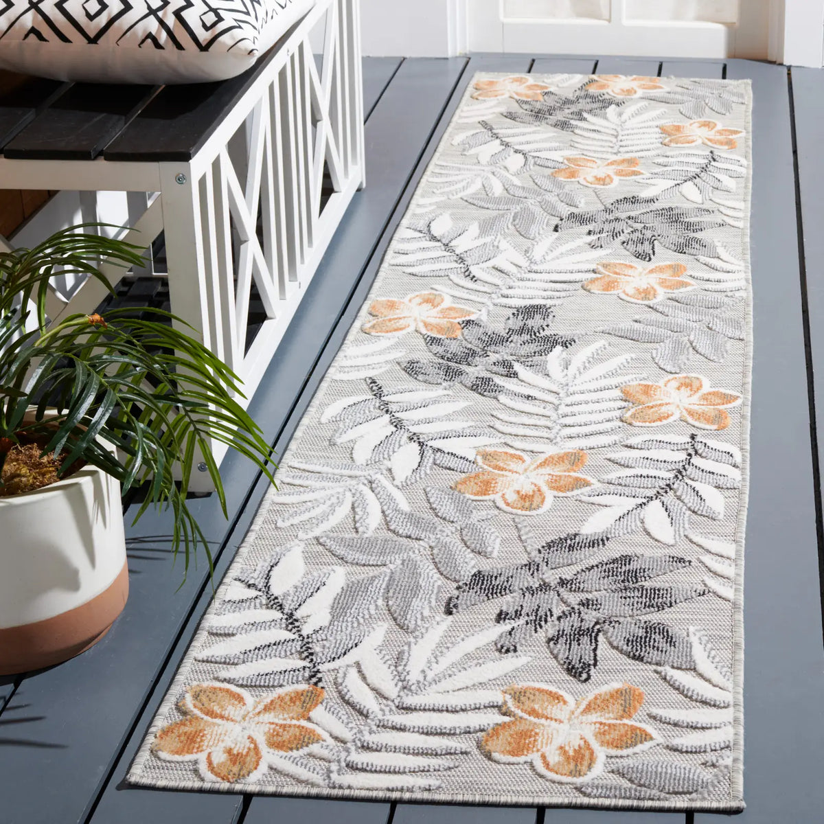 Safavieh Cabana 2'-0" x 10'-0" Rug in Grey / Ivory
