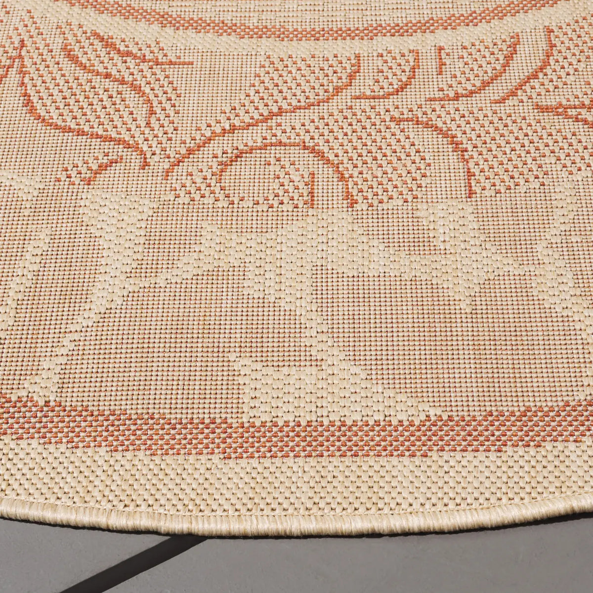 Safavieh Courtyard 5'-3" x 5'-3" Rug in Natural / Terra