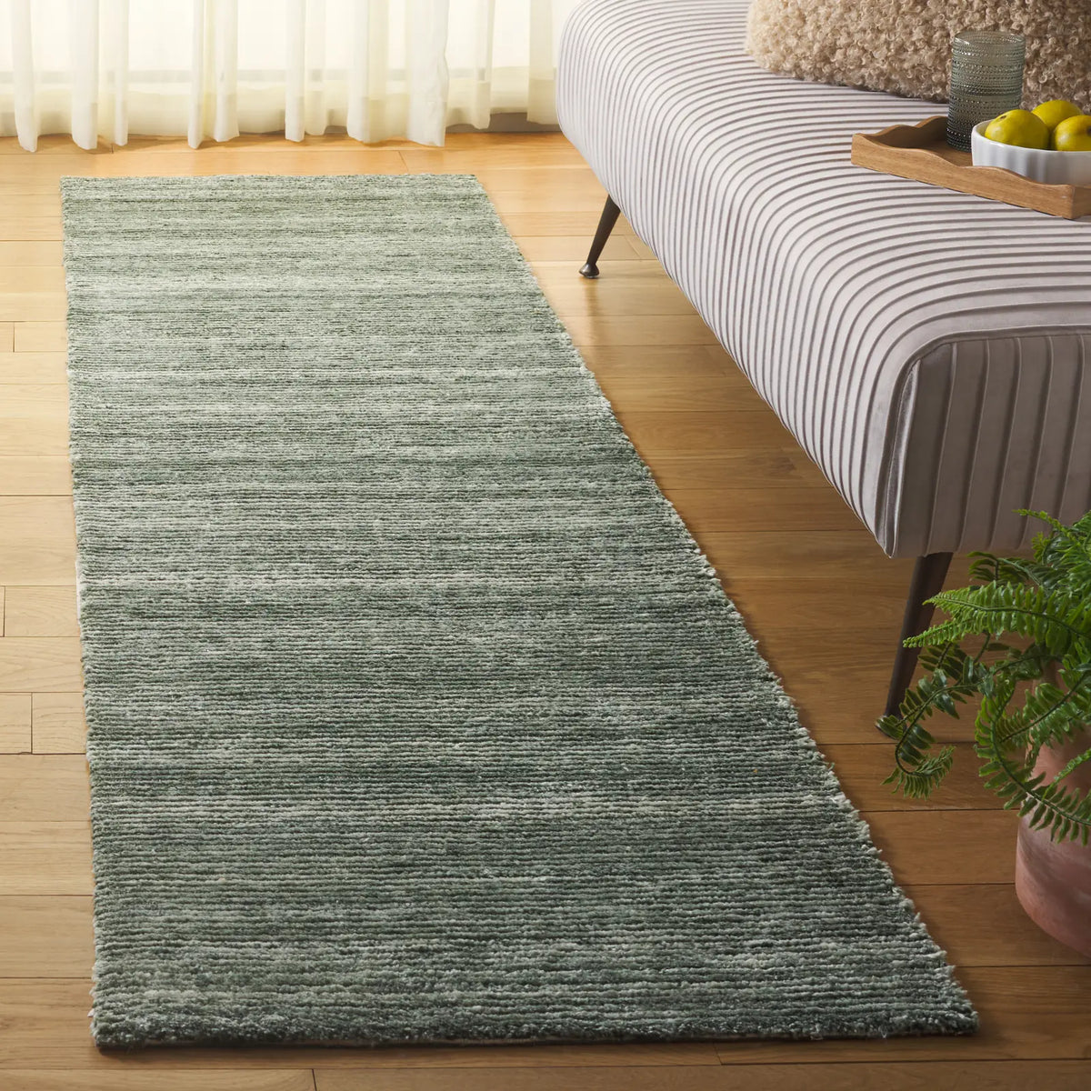 Safavieh Mirage 2'-3" x 8'-0" Rug in Green