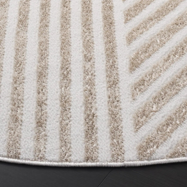 Safavieh Maya 6'-7" x 6'-7" Rug in Ivory