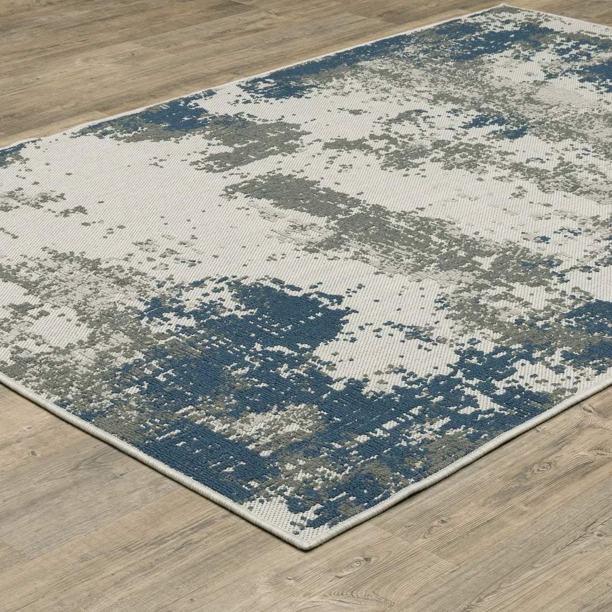 Oriental Weavers Torrey 140H1 Beige/ Blue Rug - angle detail