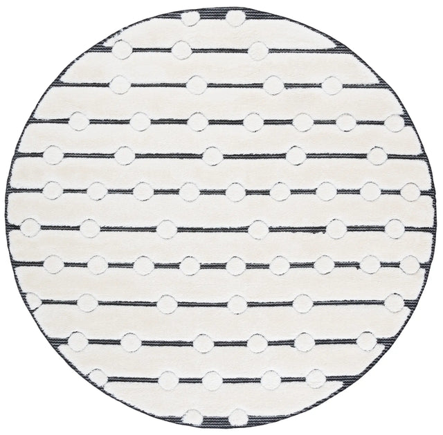 Safavieh Celebrity 800 6'-7" x 6'-7" Rug in Ivory / Black
