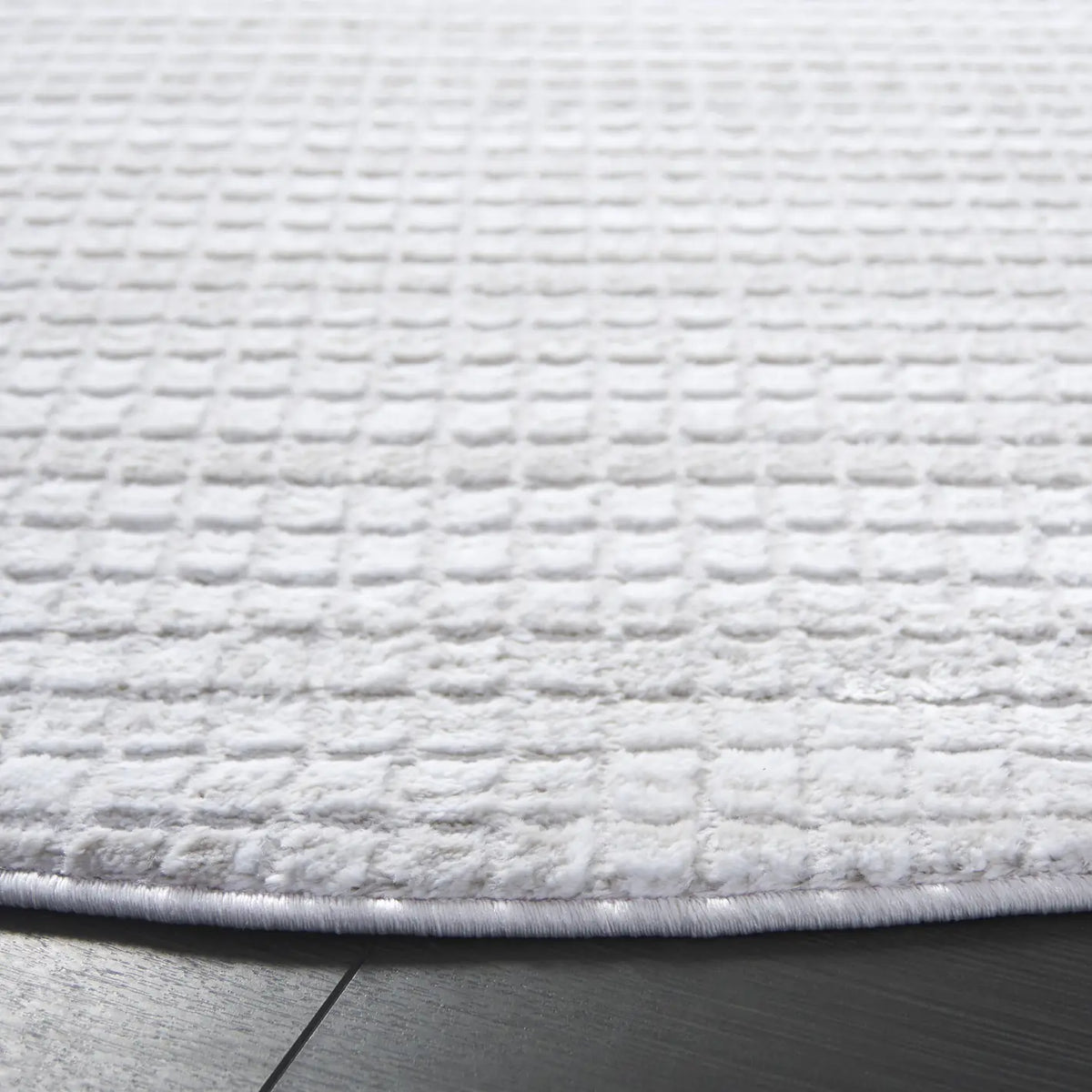 Safavieh Carter 6'-7" x 6'-7" Rug in Ivory / Taupe