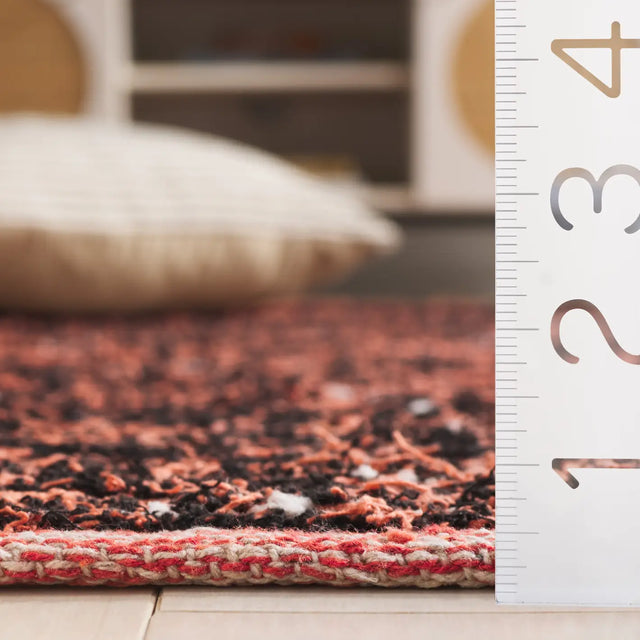 Safavieh Cape Cod 4'-0" x 6'-0" Rug in Orange / Black