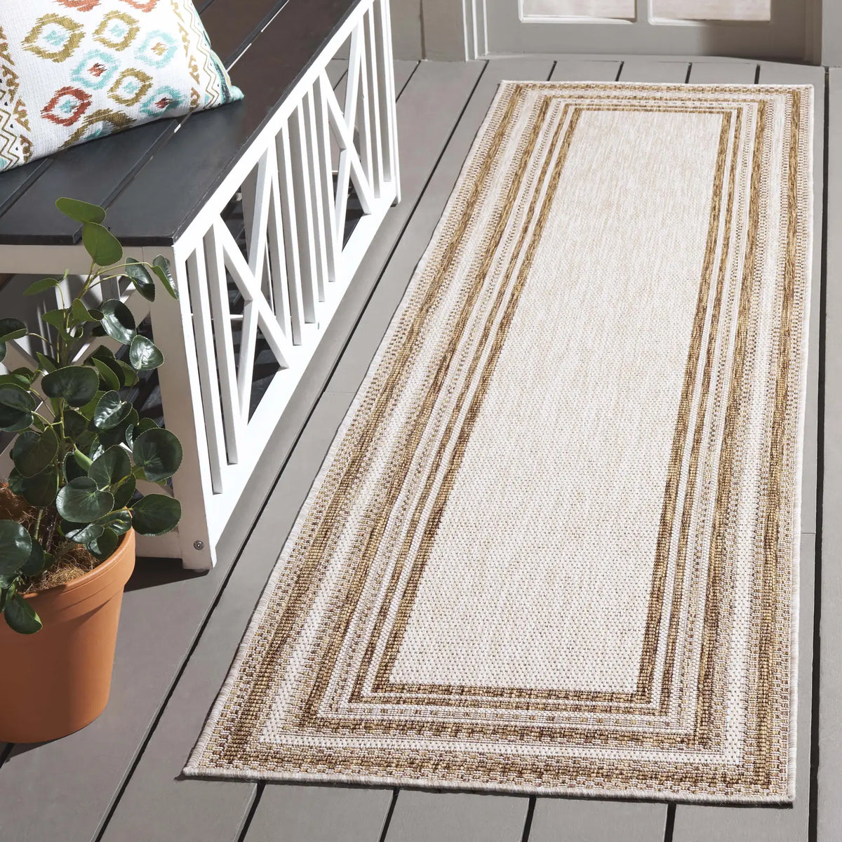 Safavieh Beach House 2'-2" x 10'-0" Rug in Beige / Brown