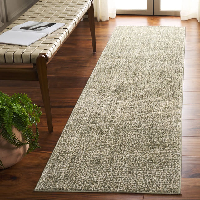 Safavieh Hazel 500 2'-2" x 8'-0" Rug in Green / Beige