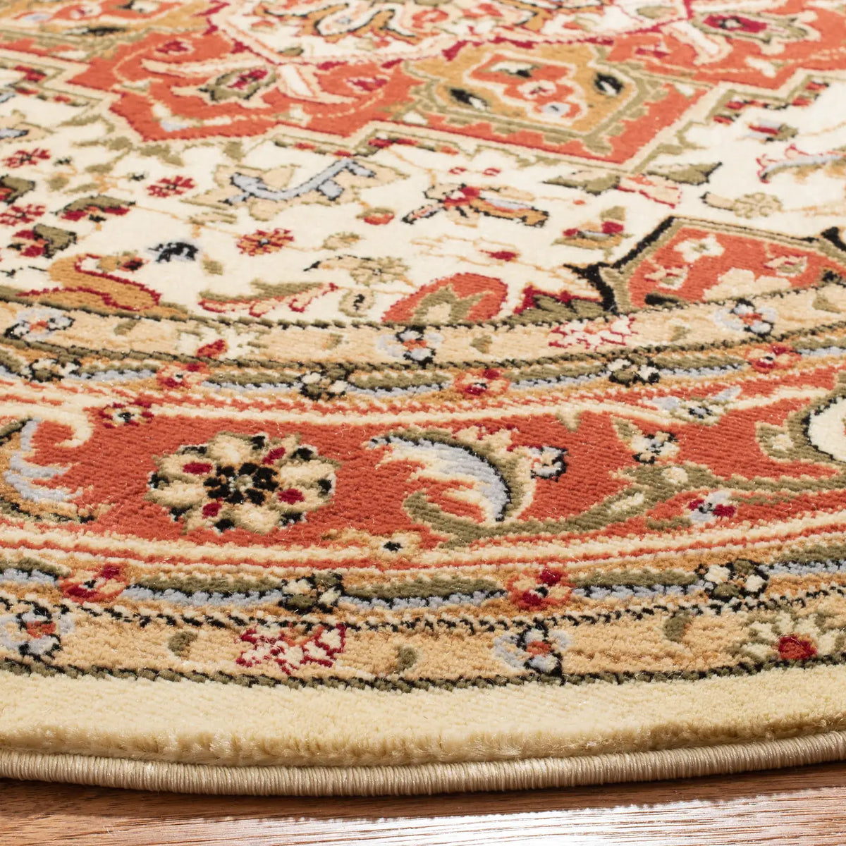 Safavieh Lyndhurst 5'-3" x 5'-3" Rug in Ivory / Rust