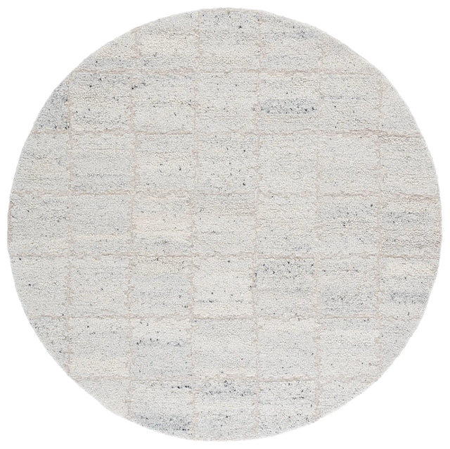 Safavieh Harvest 6'-0" x 6'-0" Rug in Silver / Grey
