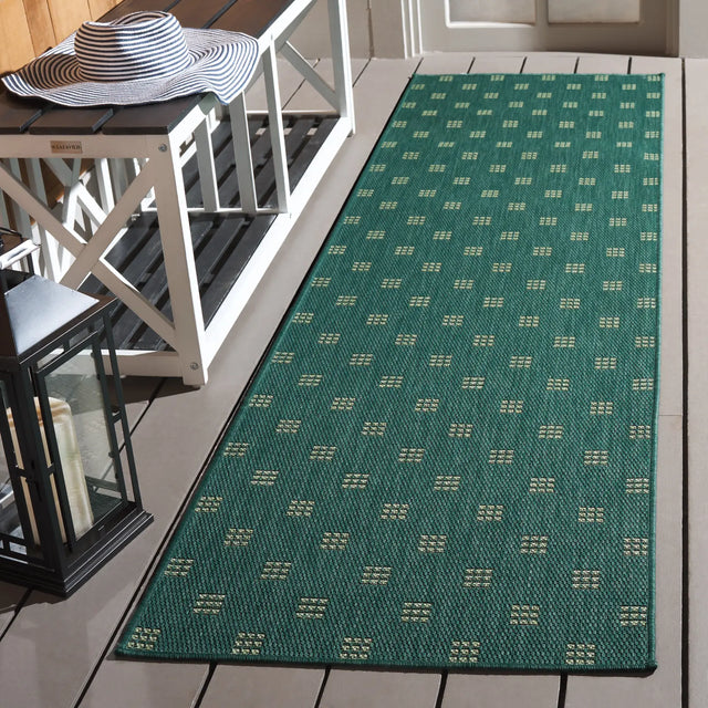 Safavieh Terrace 800 2'-3" x 8'-0" Rug in Dark Green / Light Green