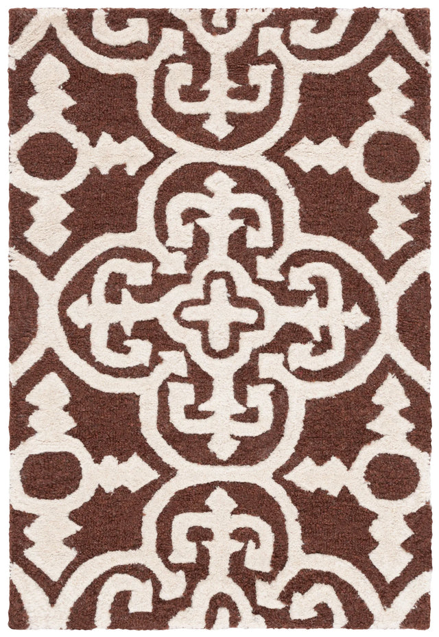 Safavieh Cambridge 2'-0" x 3'-0" Rug in Dark Brown / Ivory