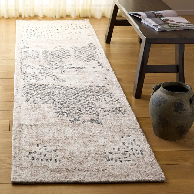 Safavieh Harvest 2'-3" x 9'-0" Rug in Beige / Grey