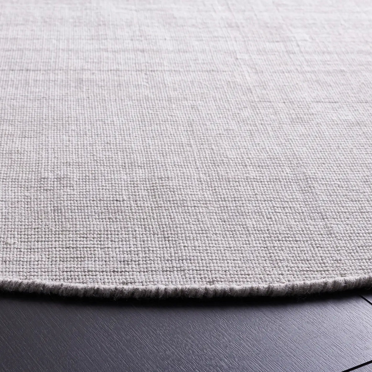 Safavieh Kilim 6'-0" x 6'-0" Rug in Silver