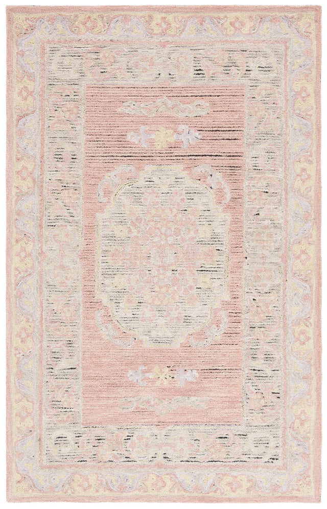 Safavieh Savonnerie 4'-0" x 6'-0" Rug in Pink / Beige