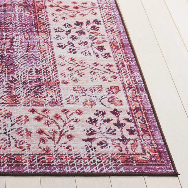Safavieh Tucson 4'-0" x 6'-0" Rug in Fuchsia / Rust