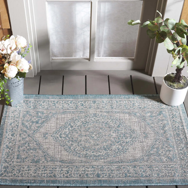 Safavieh Courtyard 2'-0" x 3'-7" Rug in Light Grey / Aqua