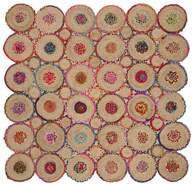 Safavieh Cape Cod 6'-0" x 6'-0" Rug in Red / Natural