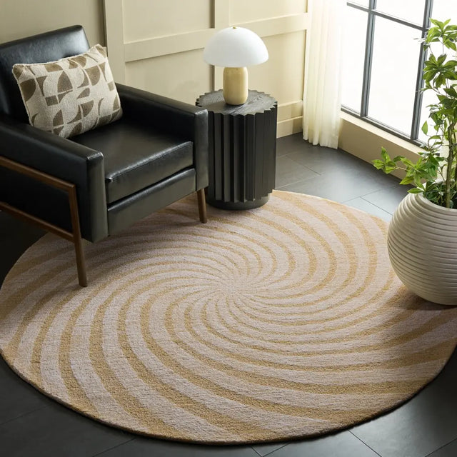 Safavieh Novelty 6'-0" x 6'-0" Rug in Light Gold / Ivory
