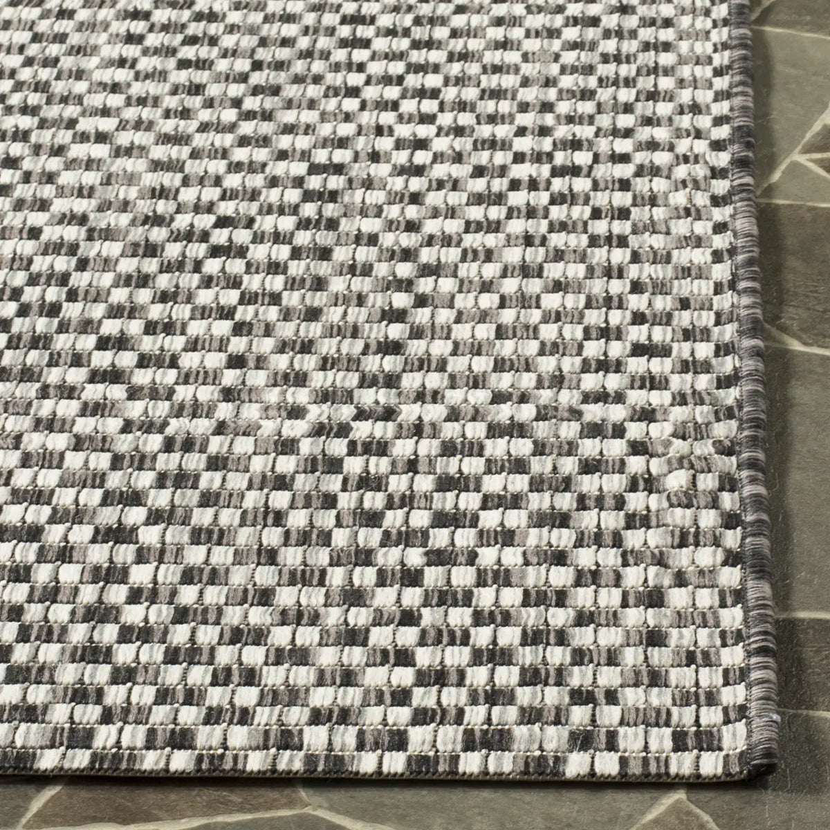 Safavieh Courtyard 5'-3" x 7'-7" Rug in Black / Light Grey