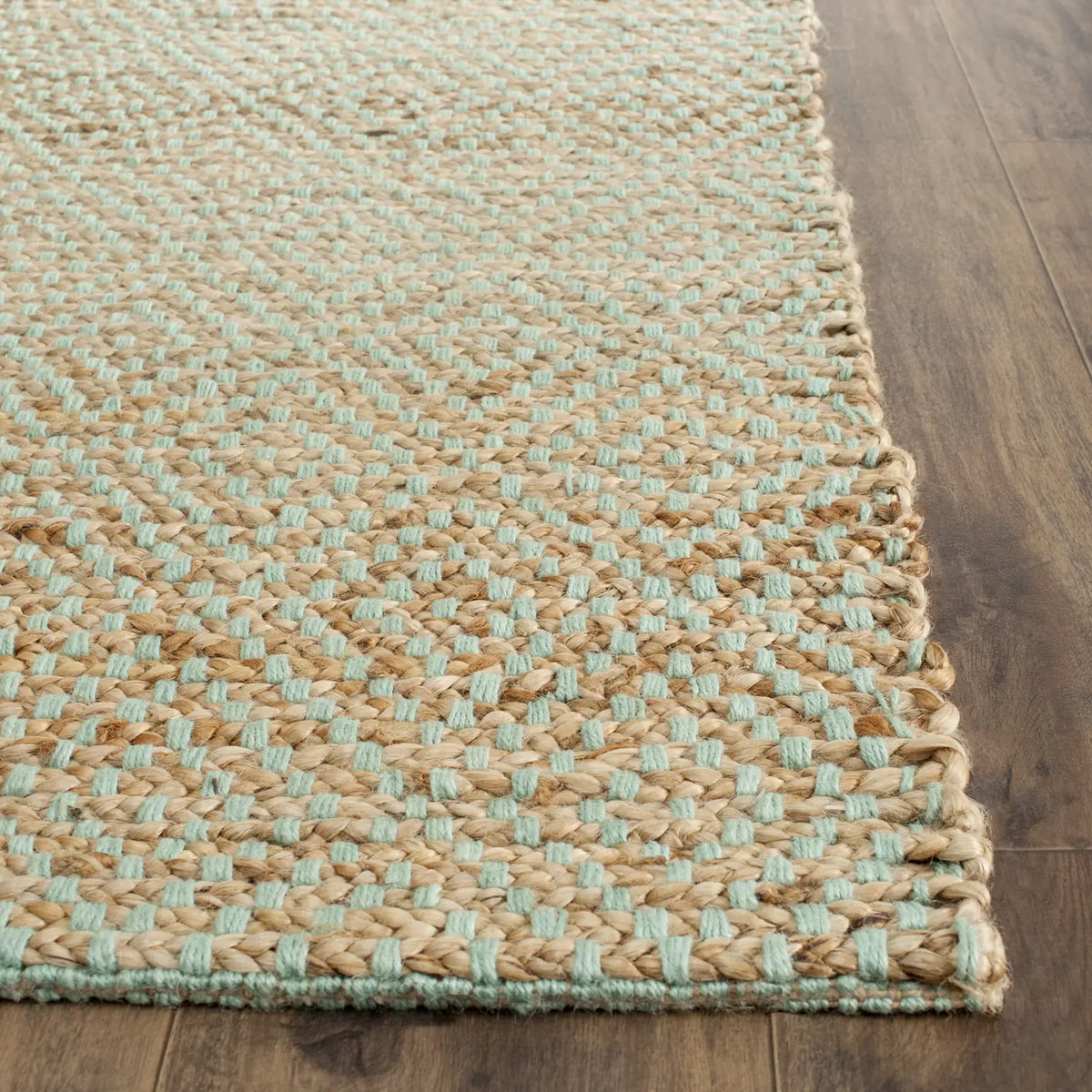 Safavieh Natural Fiber 2'-6" x 10'-0" Rug in Natural / Green