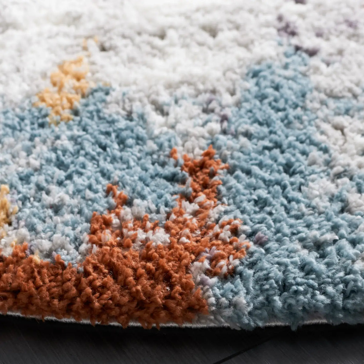 Safavieh Berber Shag 7'-0" x 7'-0" Rug in Blue Rust / Ivory