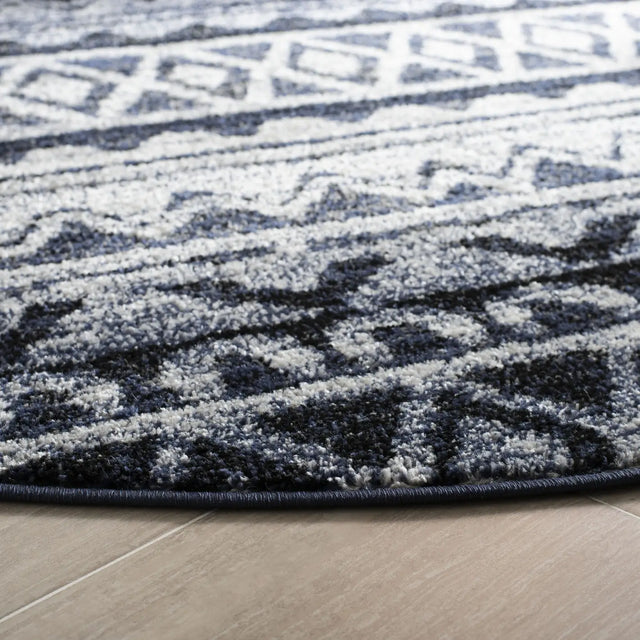 Safavieh Adirondack 6'-0" x 6'-0" Rug in Ivory / Navy