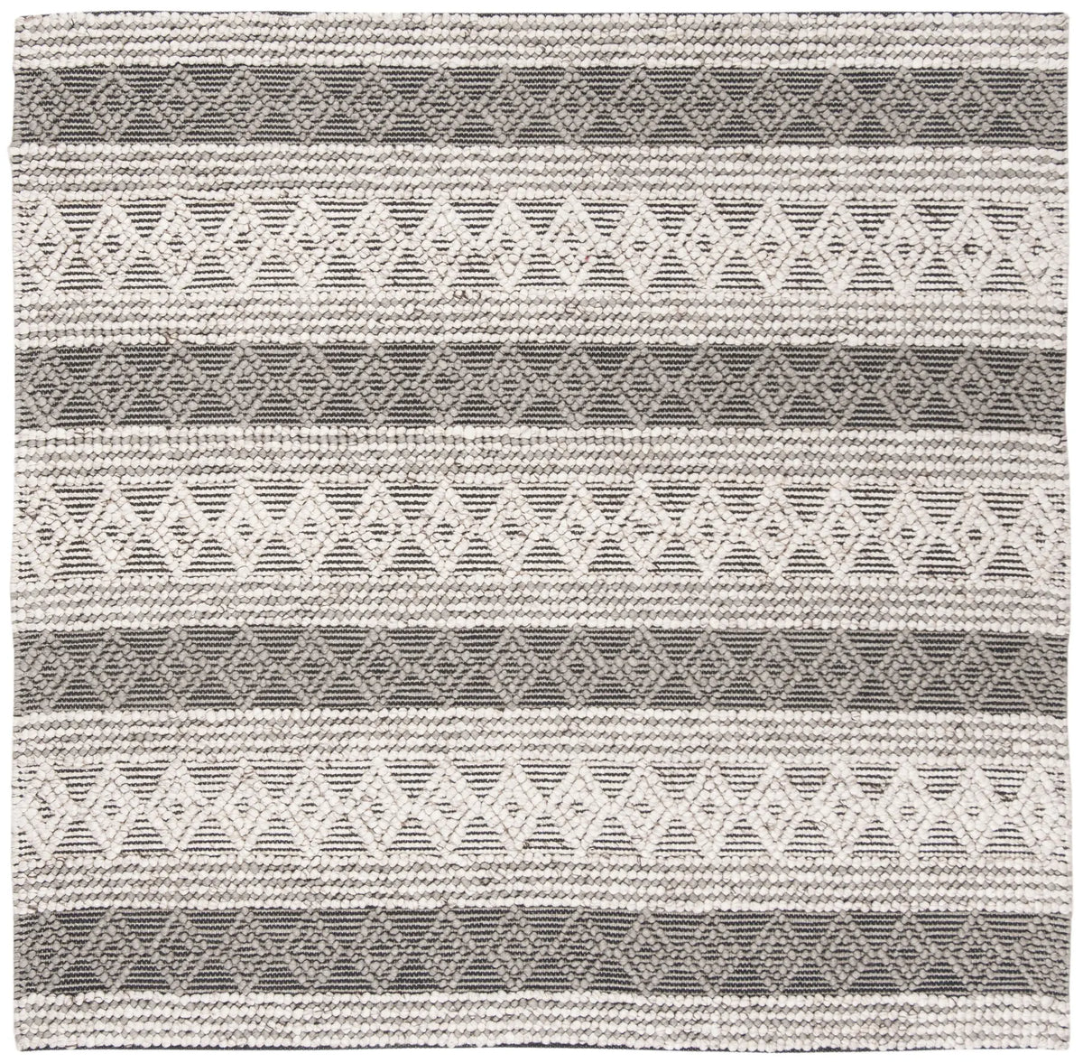 Safavieh Natura 6'-0" x 6'-0" Rug in Silver