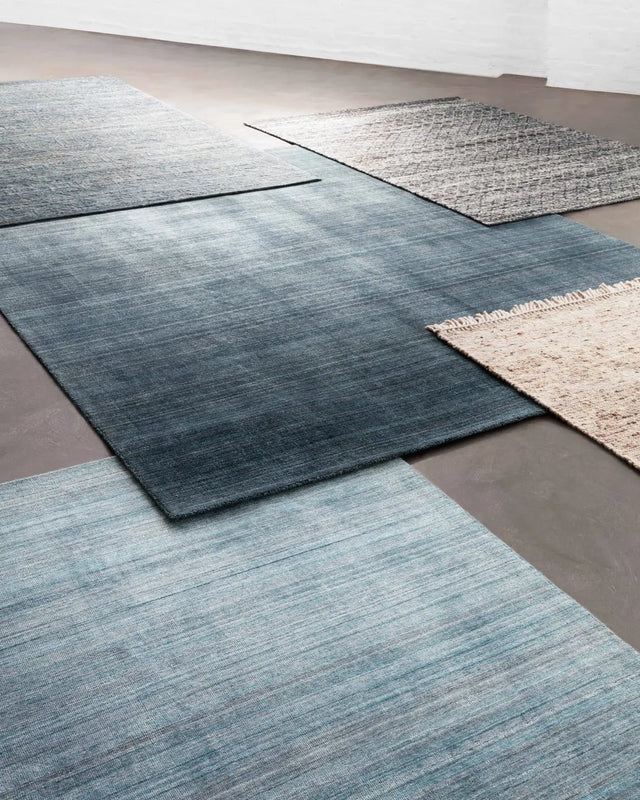 Loloi Pasadena Pas-01 Aqua Rug - room scene 1