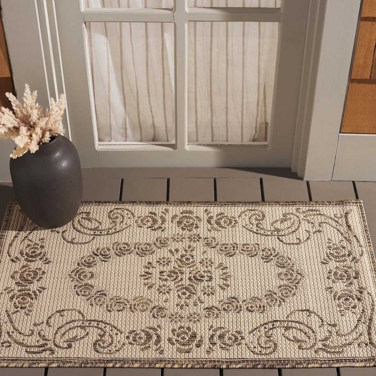 Safavieh Courtyard 2'-0" x 3'-7" Rug in Natural / Brown