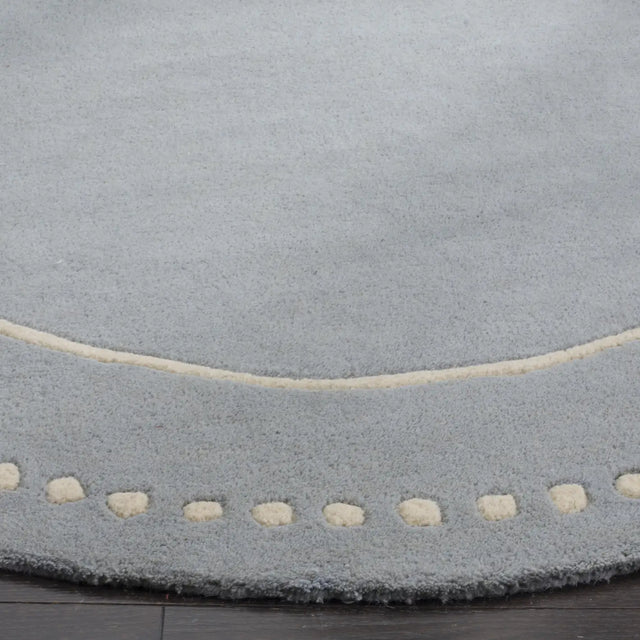 Safavieh Bella 5'-0" x 5'-0" Rug in Light Blue / Ivory