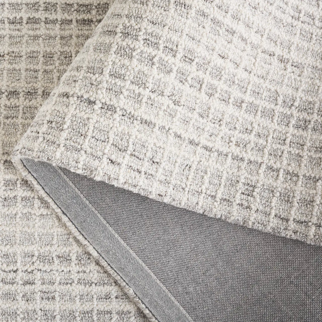 Safavieh Abstract 4'-0" x 6'-0" Rug in Natural / Ivory