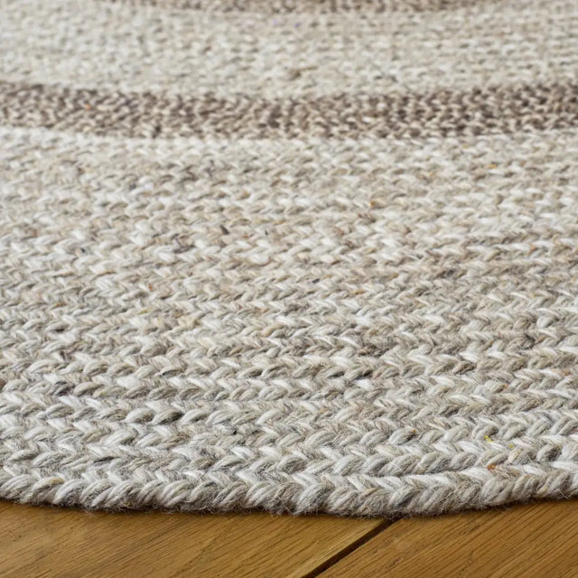 Safavieh Braided 5'-0" x 5'-0" Rug in Silver / Ivory
