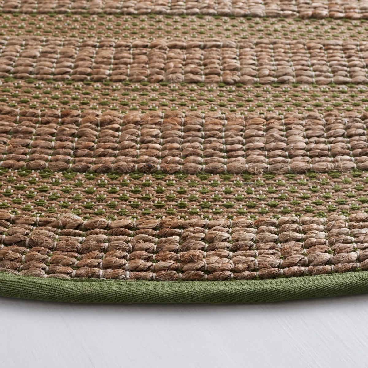 Safavieh Natural Fiber 7'-0" x 7'-0" Rug in Green / Natural