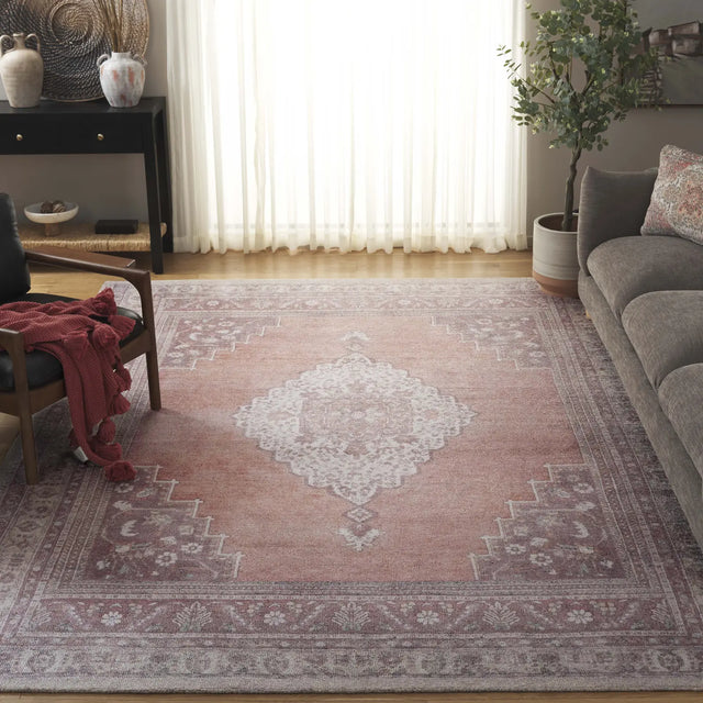 Safavieh Classic Vintage 6'-0" x 9'-0" Rug in Ivory / Light Rust