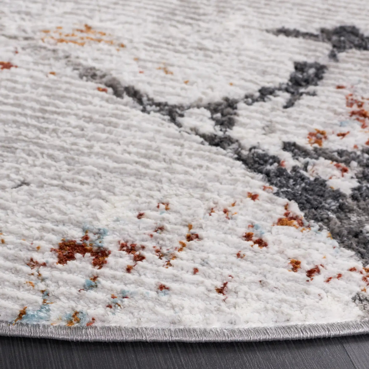 Safavieh Meadow 500 6'-7" x 6'-7" Rug in Light Grey / Black