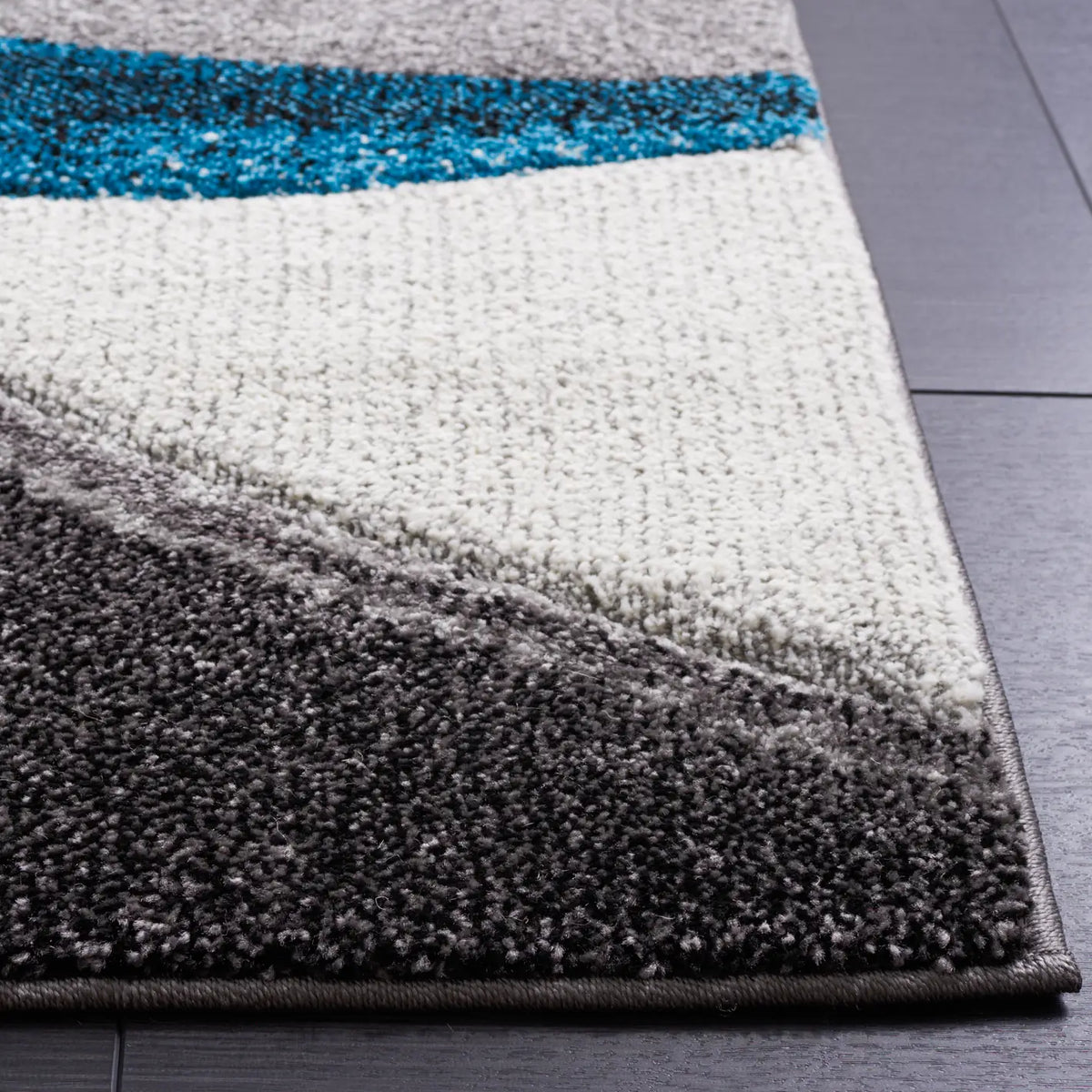 Safavieh Hollywood 4'-0" x 6'-0" Rug in Grey / Turquoise