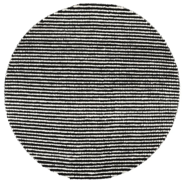 Safavieh Natura 6'-0" x 6'-0" Rug in Ivory / Black
