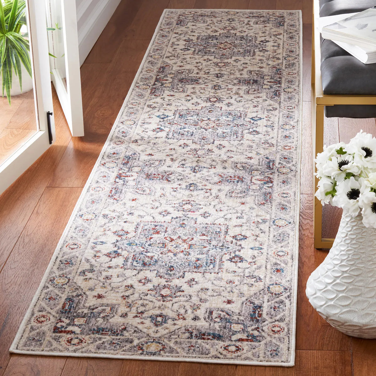 Safavieh Olympia 2'-3" x 9'-0" Rug in Grey / Ivory