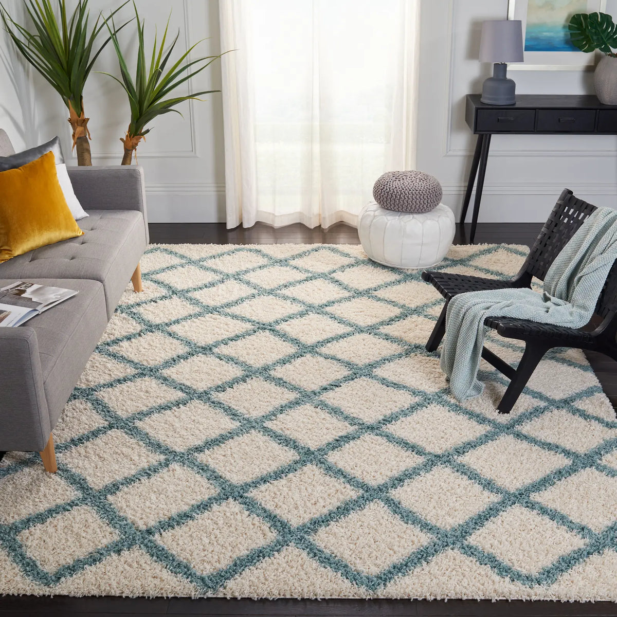 Safavieh Sgd-Dallas Shag 6'-0" x 9'-0" Rug in Ivory / Seafoam