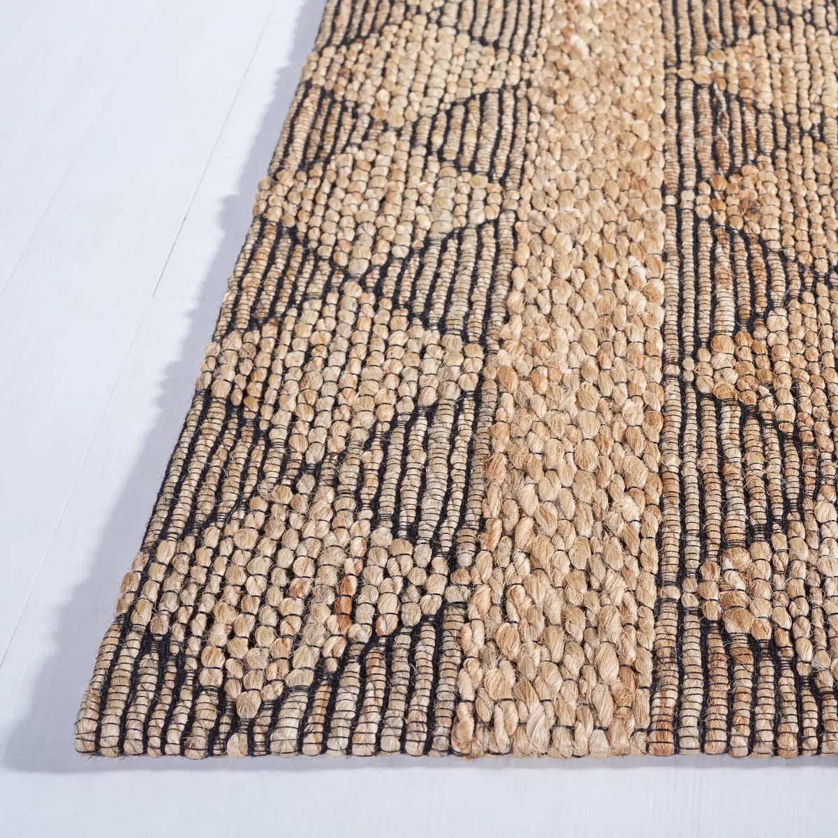 Safavieh Natural Fiber 4'-0" x 6'-0" Rug in Natural / Black