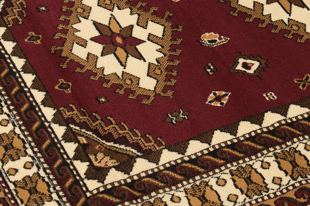 United Weavers Dallas Tres Burgundy (851-10235) Rugs