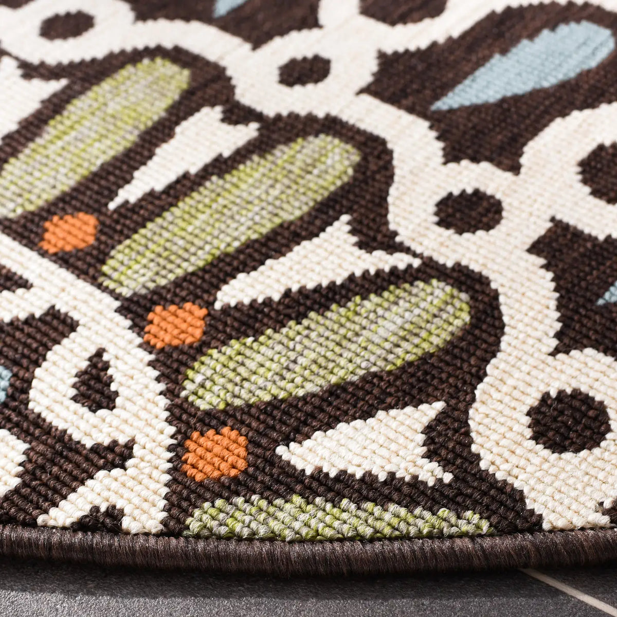 Safavieh Veranda 5'-3" x 5'-3" Rug in Chocolate / Terracotta