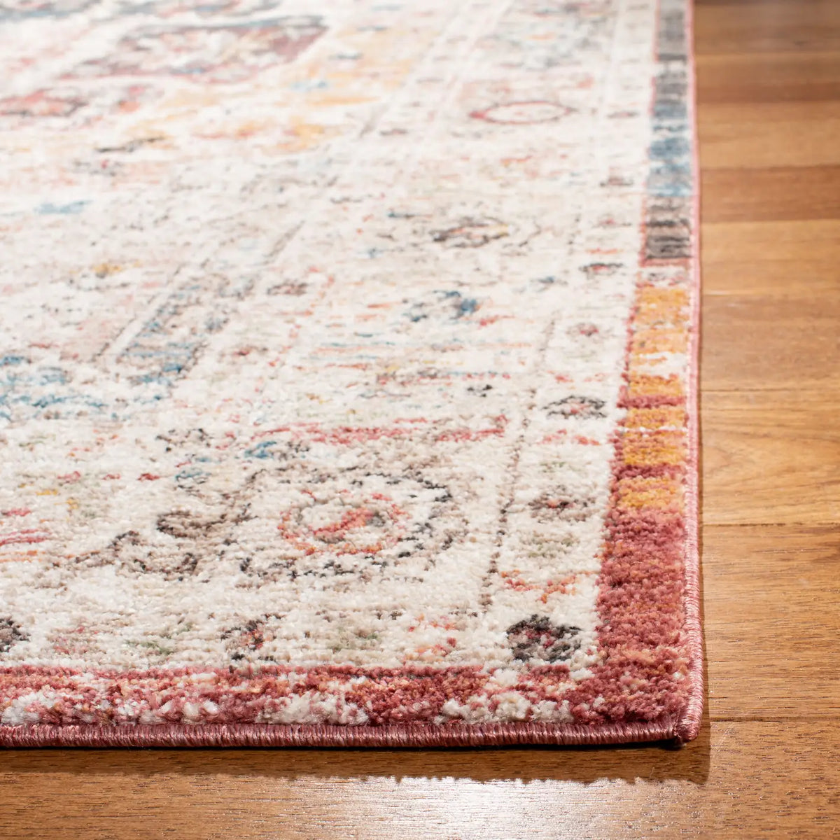 Safavieh Carlyle 200 5'-3" x 7'-6" Rug in Ivory / Blue