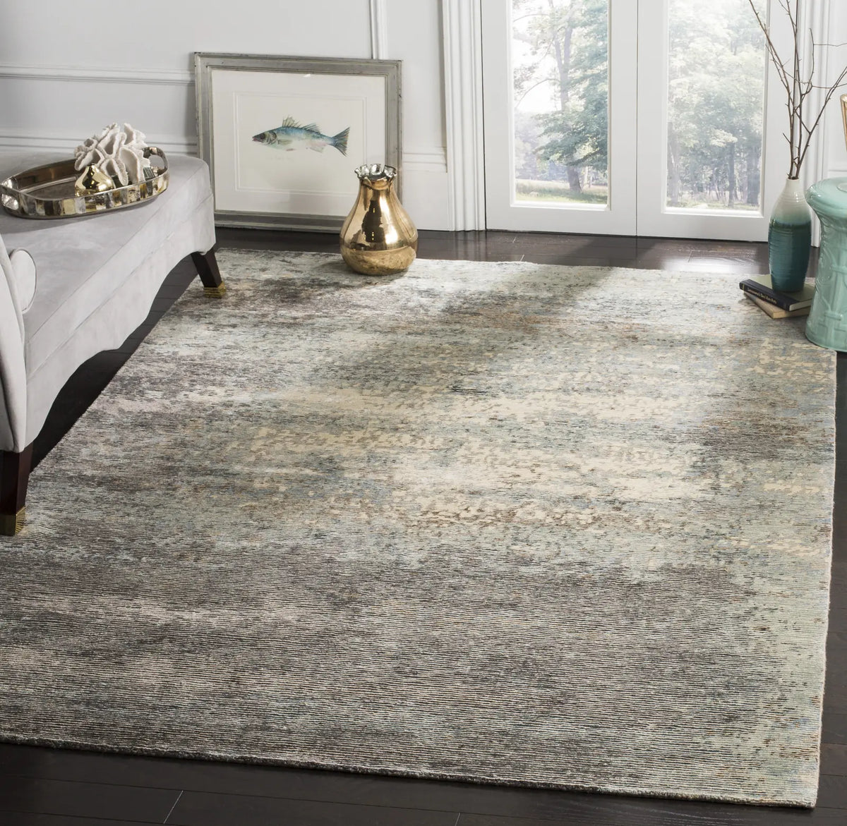 Safavieh Tiffany 6'-0" x 9'-0" Rug in Blue / Silver