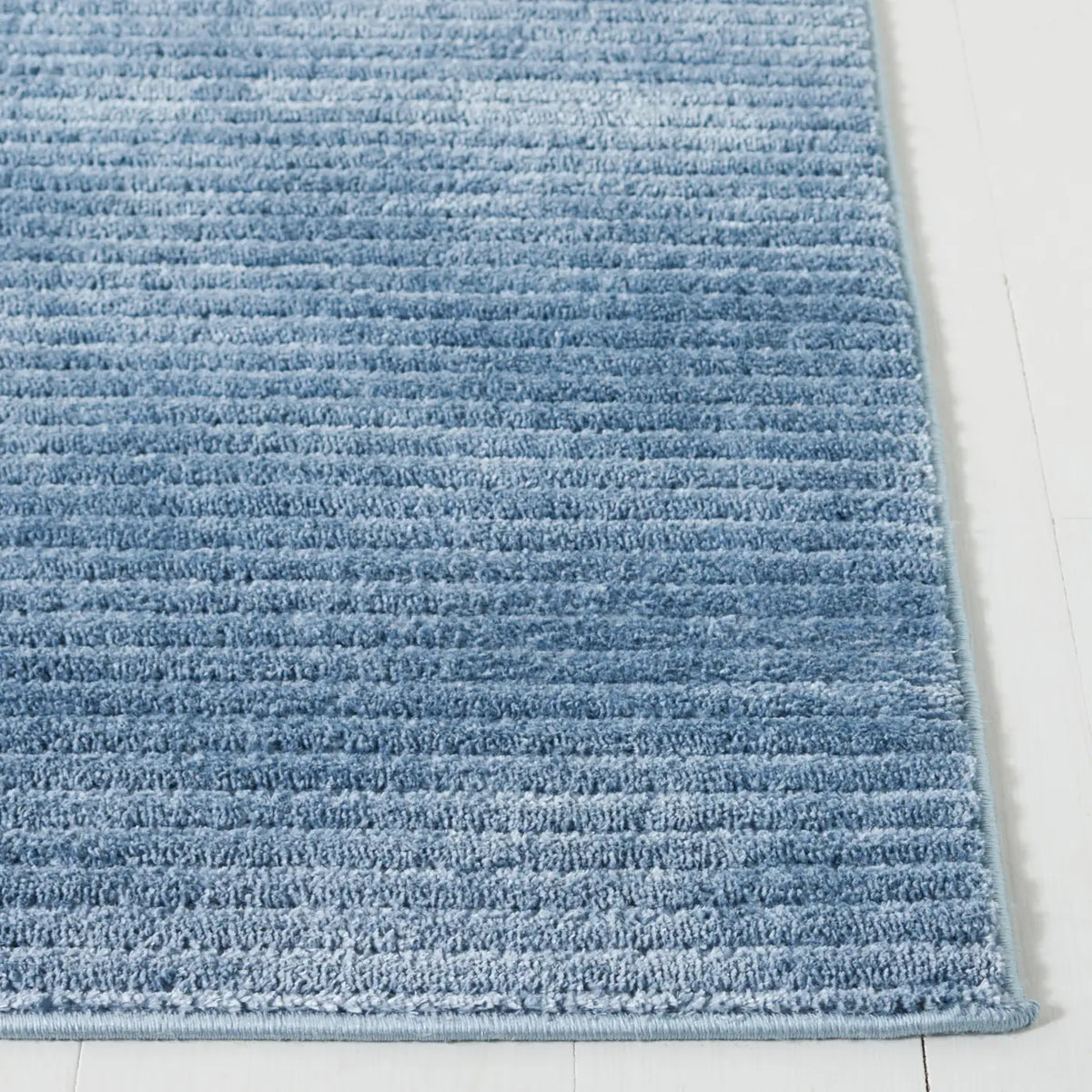 Safavieh Vision 4'-0" x 6'-0" Rug in Blue