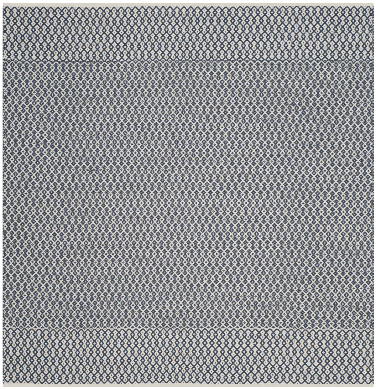 Safavieh Montauk 6'-0" x 6'-0" Rug in Ivory / Navy